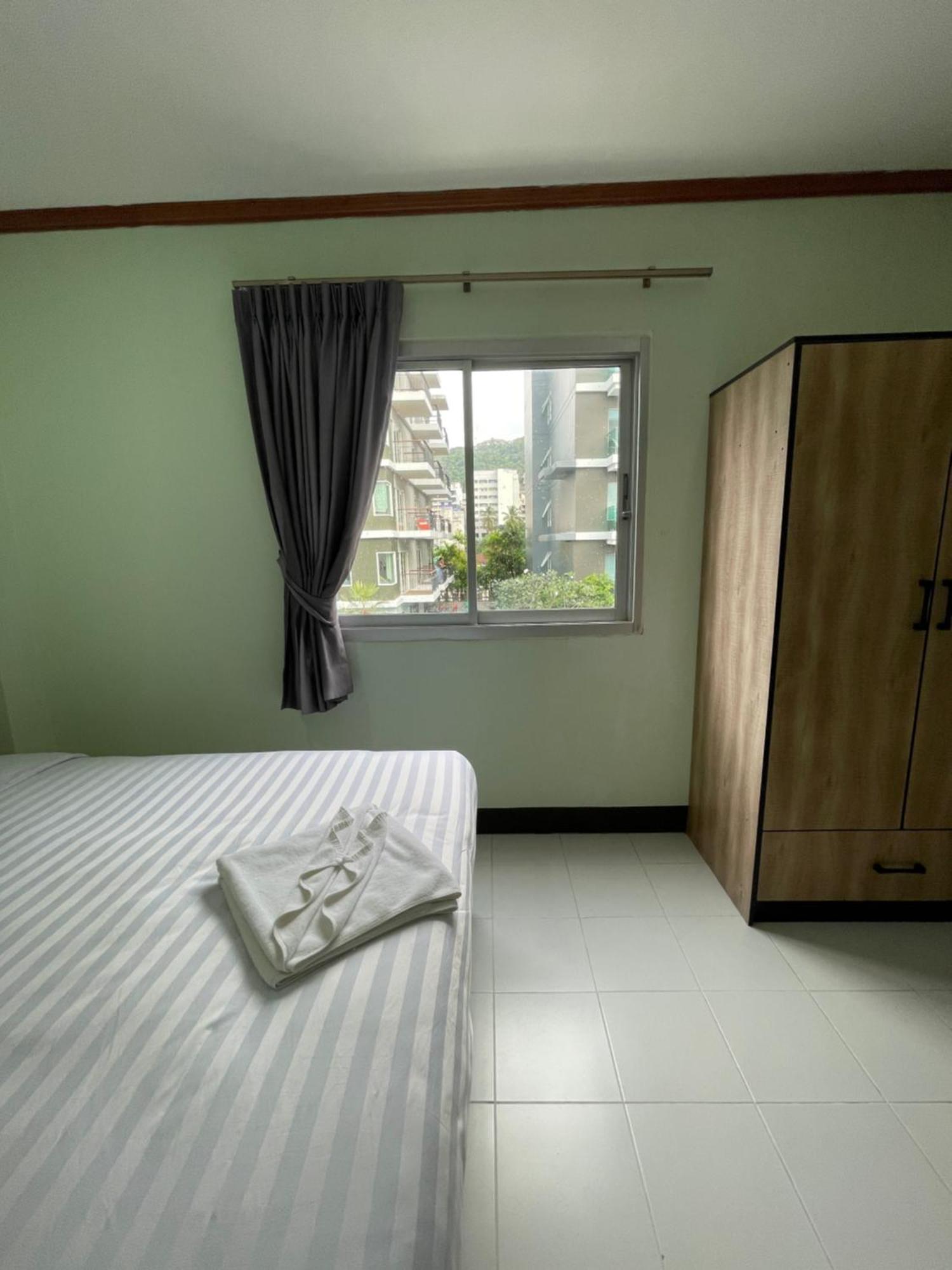 Omaya Guesthouse Patong Eksteriør bilde