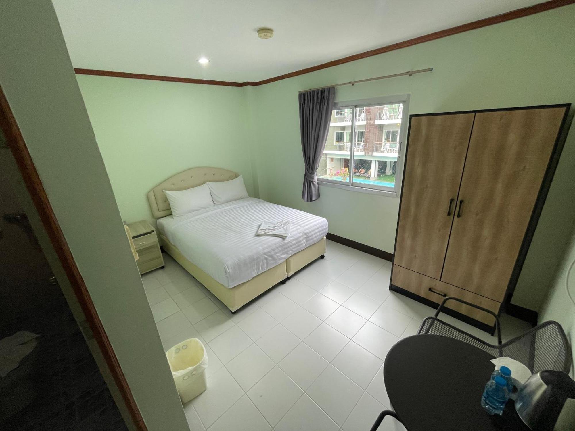 Omaya Guesthouse Patong Eksteriør bilde